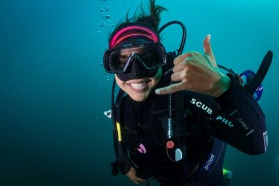 2 Dives in the Cabo Marine Park - Three Cabo landmarks: Land’s End, Pelican Rock, Neptune’s Finger