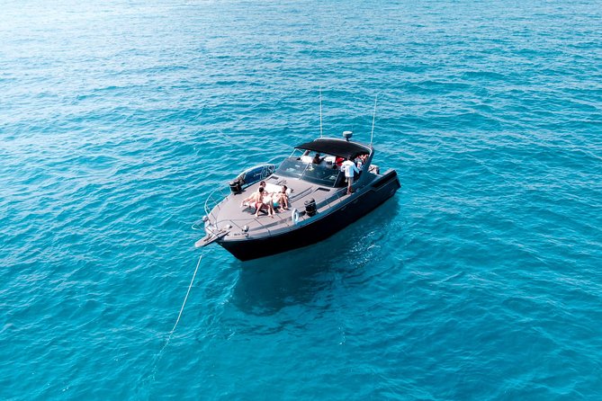 3Hr Private Yacht Cruise in Cabo As if you were aboard your own Private Yacht.Al - What makes it special at a glance