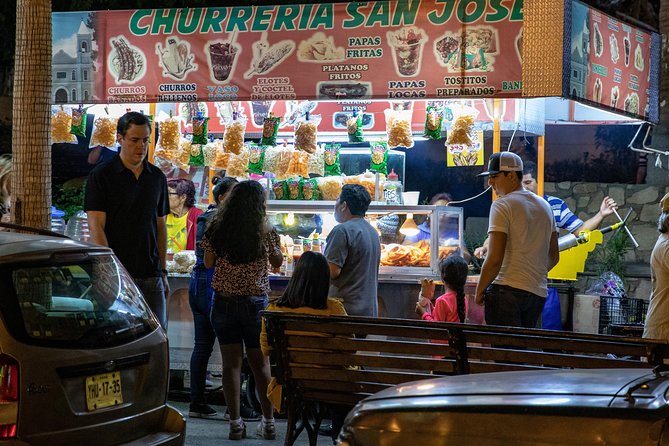 4 Hours Art Walk Experience in Cabo - 2 hours of free time at the main square and art walk