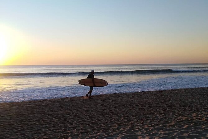 90 Min Surf Lesson / Great for Beginners - Who should book this lesson (and who might not love it)