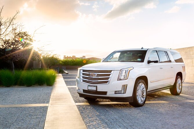 Airport Roundtrip Private Transportation - Vehicles and Luggage: Why Suburban/Expedition Is a Smart Choice