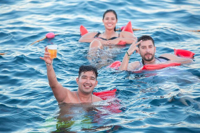 All Inclusive Cabo Boat Tour: Snorkeling, Food, and Drinks - Pickup, Timing, and Where You Actually Meet the Boat