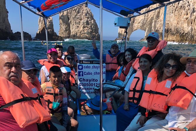 Boat Tour to Cabo San Lucas Arch and Rock Formations - Stop 5: El Arco de Cabo San Lucas, the Signature Moment