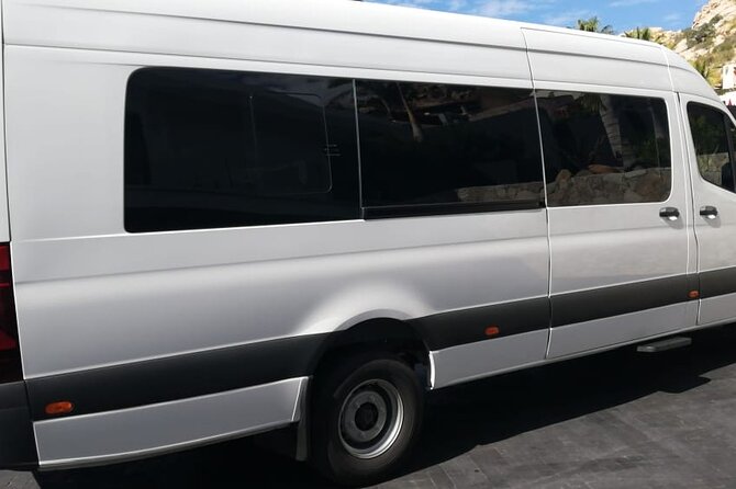 Cabo Airport Transportation - Cabo Airport Pickup: Door-to-Door From Los Cabos