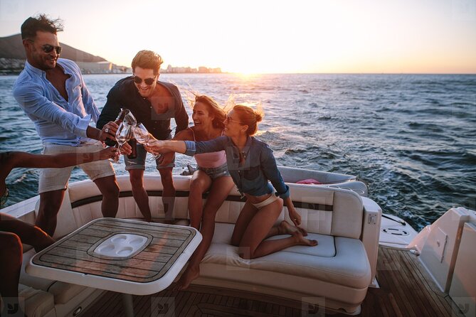 Cabo Arch Sunset Yacht Tour - Dinner & Drinks — Up to 18 Guests - Price and Group Size: What You’re Really Paying For