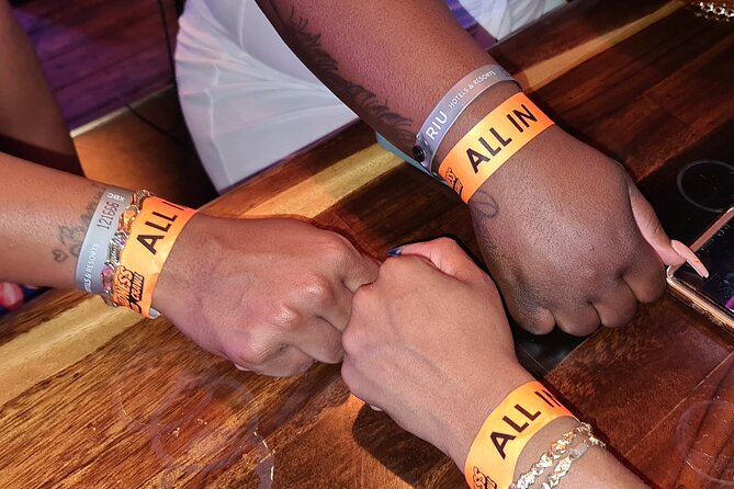 Cabo Bar Crawl - The BEST Bar and Clubs in Cabo - Money, Lines, and DIY Reality Check