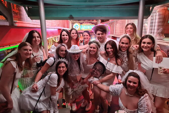 Cabo Bar Crawl - The BEST Bar and Clubs in Cabo - Choosing the Right Night for the Best Club Vibe