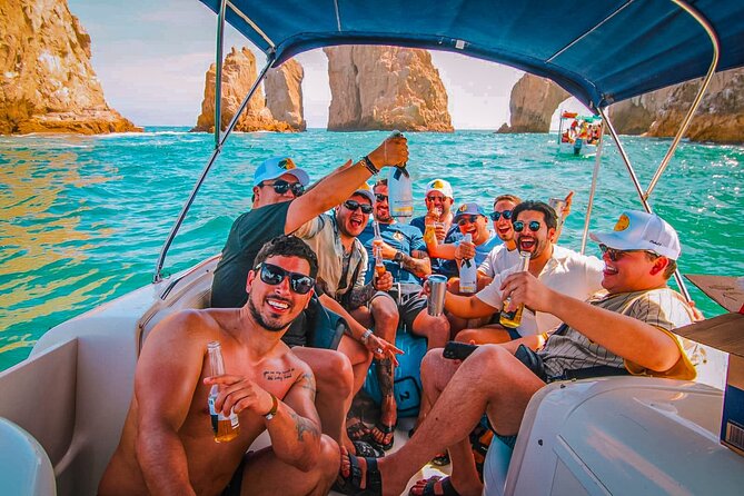 Cabo life Private Yacht in Los Cabos | 10 PAX & 3 HRS - A 3-Hour Private Yacht That Focuses on What Matters