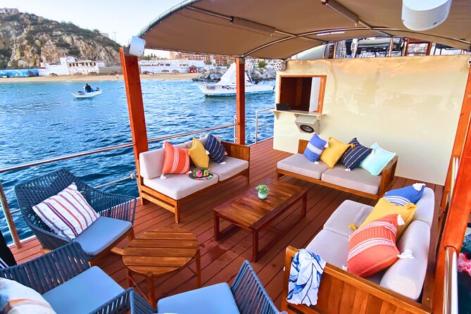 Cabo Private Catamaran: Chill Experience with Sup and Float Mat - Why this private Cabo catamaran feels more like a hangout than a tour