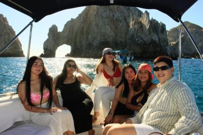 Cabo Private Yacht Tour: The Arch, Sea Lions & Scenic Beaches - El Arco de Cabo San Lucas: The Photo Stop That Actually Works