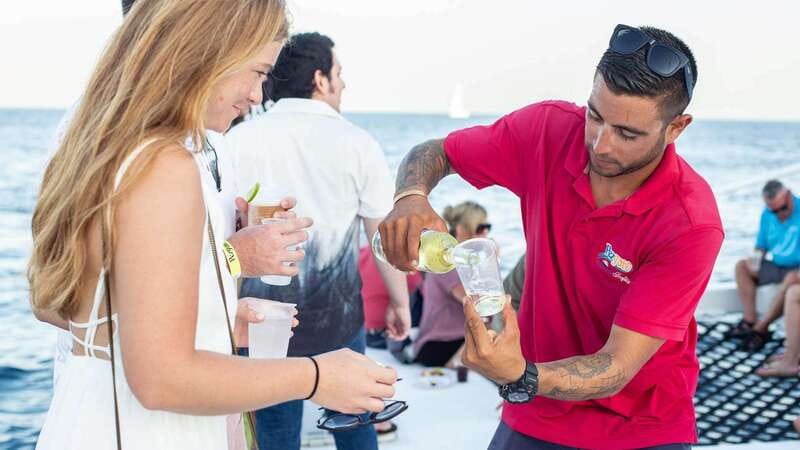 Cabo San Lucas: 2 Hour Sunset Cruise with Food and Wine - Jazz Music and Service: Relaxed, With a Fun Edge