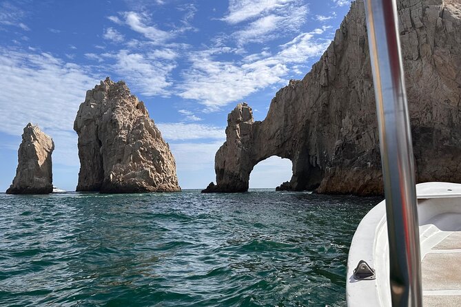 Cabo San Lucas Arc Group Tour in Glass Bottom Boat - Stop 1: El Arco de Cabo San Lucas in a Focused 10 Minutes