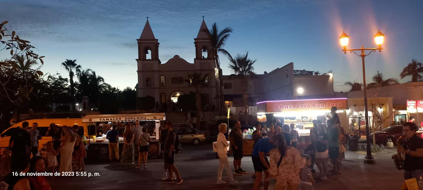 Cabo San Lucas: Art Walk in San Jose del Cabo - Pearl stop with a chance of a surprise