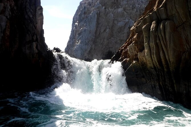 Cabo San Lucas City Tour And Arch Glass Bottom Boat Ride - Cabo San Lucas downtown time: guided stops plus shopping reality