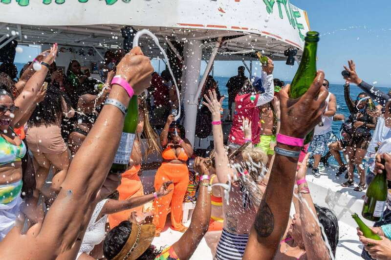 Cabo San Lucas: Hip Hop Boat Party with Unlimited Drinks - Unlimited drinks on board: the open bar list and how to manage it