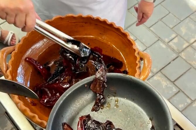 Cabo San Lucas Mexican Cooking Class Experience and Local Markets - What you learn daily: tortillas, salsa/guacamole, and margaritas