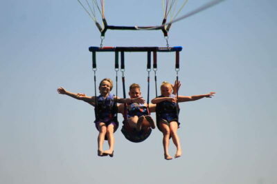 Cabo San Lucas: Parasailing Experience - What happens after you board: the short boat ride and the quick safety briefing