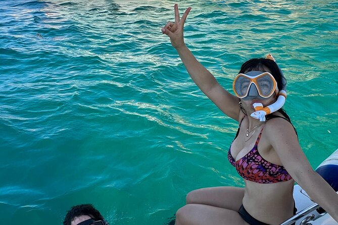 Cabo San Lucas Private Yacht Tour with Snorkel - Snorkeling Gear Included: When It Works, It’s a Bonus