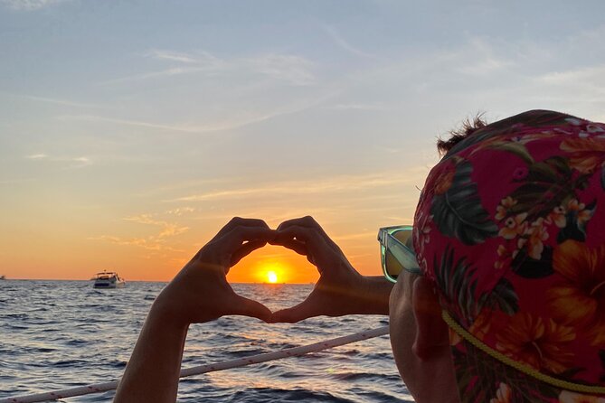 Cabo San Lucas Sunset Cruise with Open Bar and Snacks - Who should book this sunset cruise, and who should skip it