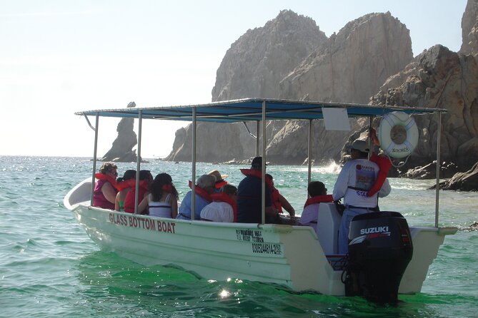 Cabo San Lucas Tour & Glass Bottom Boat to the Arch - The big payoff: the glass-bottom boat run to Neptune Finger and the Arch