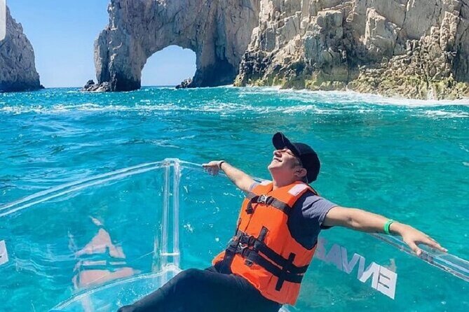 Cabo's Original Clear Boat Tour: See the Arch and Land's End - Stop 1: El Arco and why the timing feels worth it