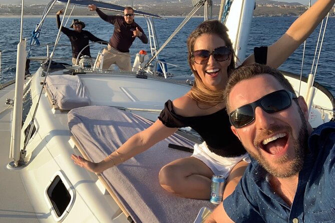 Cabos Original Sunset Cruise To The Arch - Boat size, comfort, and keeping your footing