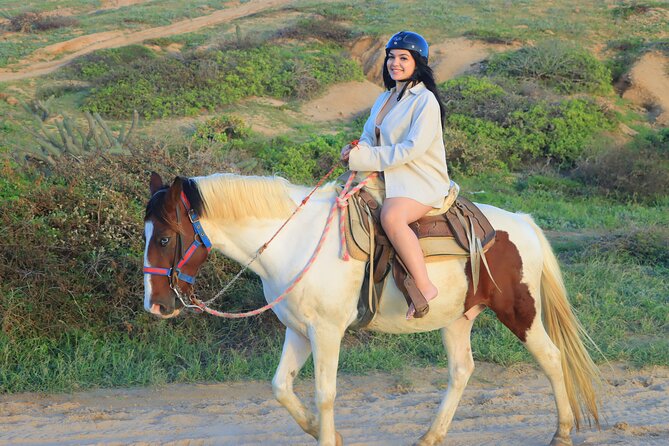 Combo 4X4 Automatic ATV & Horseback Riding in Cabo - Horseback riding on the beach: calm control after the ATV rush