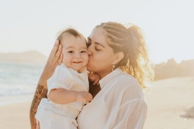 Family photo shoot on beach monuments - Meeting point and timing: don’t miss the best light