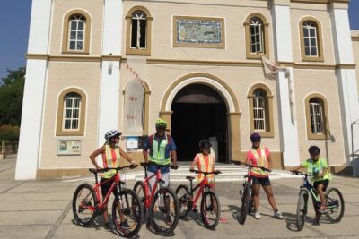 Following the bike lane, discover the main attractions of San José del Cabo - Playa Hotelera: a Bay of San José del Cabo viewpoint that sets the mood