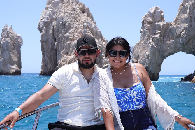 Group tour of the Cabo San Lucas Arch - What’s included (and the one thing you’ll need to plan for)