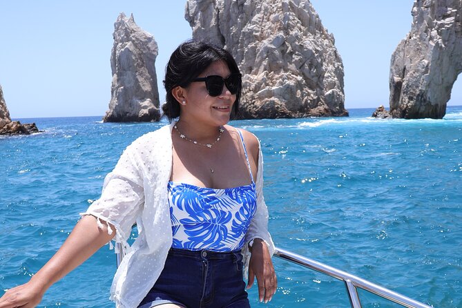 Group tour of the Cabo San Lucas Arch - The beach-name explanation: what you’ll hear on the water