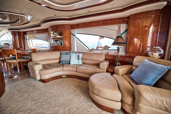 Heather Nikki 80 ft Italian Azimut Yacht Rental - Timing, weather, and what to expect with delays