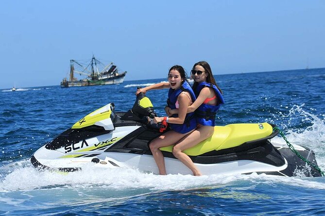 Jetski Ride Activity in El Medano Beach of Mexico - Safety and gear: life jackets, guide support, and camera limits