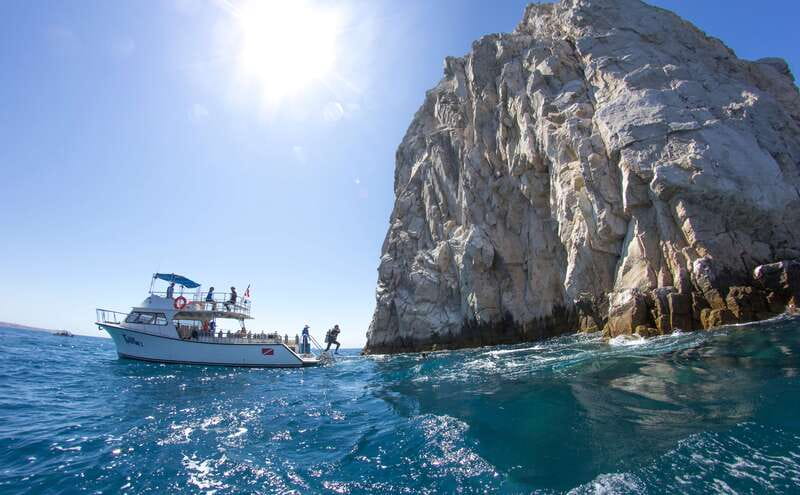 Los Cabos 3-Hour Certified Scuba Diving Tour - Getting there fast: pickup options and the van ride