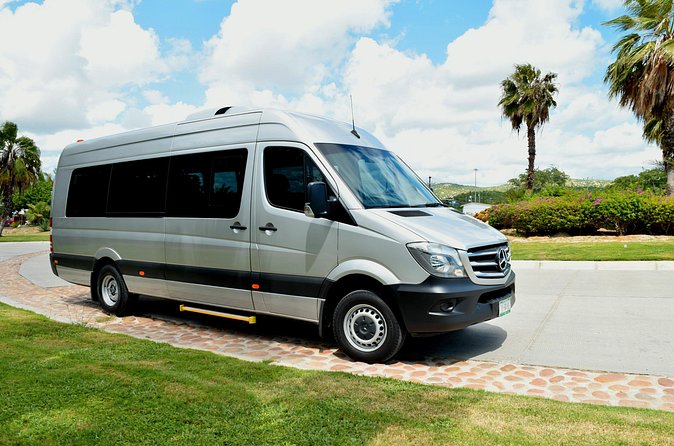 Los Cabos Airport Shuttle Roundtrip Hotels Only - Booking details that can save you headaches