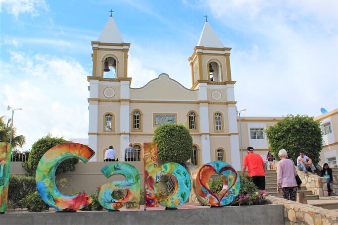 Los Cabos Deluxe City Tour: San Jose, San Lucas and The Arch - Stop 1: The glass factory and why the timing is right