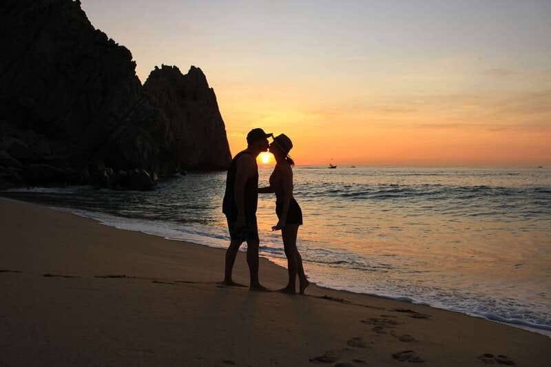 Los Cabos: Kayak to The Arch & Snorkel + Transport & Photos - Why kayaking to the Cabo Arch feels different than a boat ride
