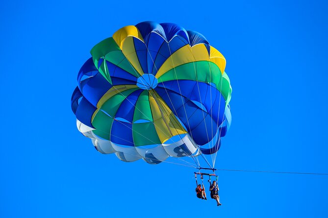 Los Cabos Parasailing Adventure Skybound over Cabo San Lucas Bay - From Medano Beach to the Platform: How the Day Starts