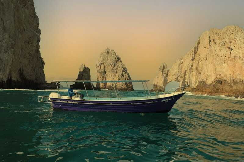 Los Cabos: Sunset Boat Tour to the Arch and Sea Lions - Price and value: is $40 for 1 hour worth it?