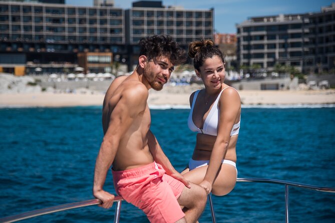 Luxury 42' Yacht Tour in Cabo for Snorkeling and Sunset - On Board: Premium Bar, Lunch, and Thoughtful Crew Attention