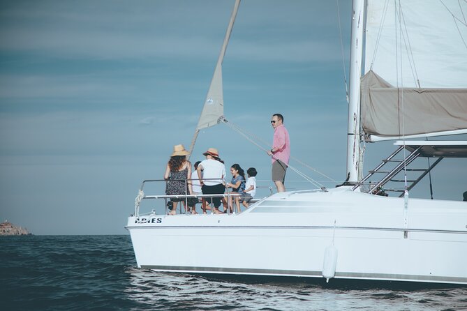 Luxury Whale Watch Cruise to The Arch Los Cabos - Whale Watching: Humpbacks, Grays, and Staying Safe