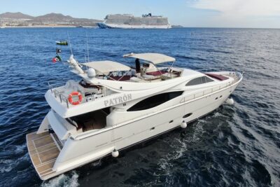 Luxury Yacht Charter in Cabo San Lucas - Ferretti 88ft. - Food and drinks: why the meal plan is a big deal