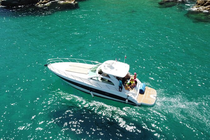 Luxury yacht for private tour EN Cabo San Lucas - Why a 3-Hour Cabo Yacht Plan Feels Just Right