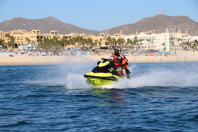 New Jetski Adventure in Cabo San Lucas Bay with Hotel Pickup 1hr - How the Guide and Safety Work on a Yamaha Jetski