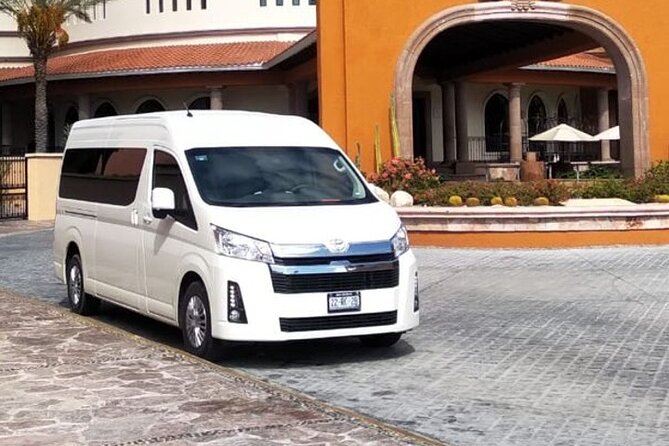 One Way Airport Transfer from SJD-Hotel or Hotel-SJD Cabo San Lucas Zone - The main risk: communication hiccups and missed pickups