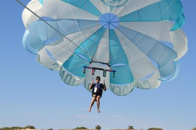 Parasailing Los Cabos Adventure - How the harness lift works on the boat