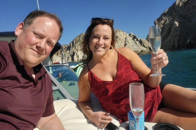 Private Airport Transportation in Cabo San Lucas - Finding your driver at SJD: umbrella math that actually works