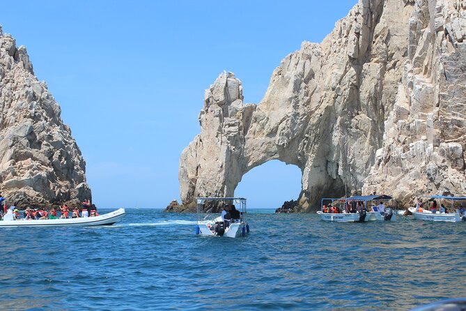 Private Cabo City Tour & Relaxing Beach Day Experience - Cabo at 8:00 am: how the pickup and small-group feel works