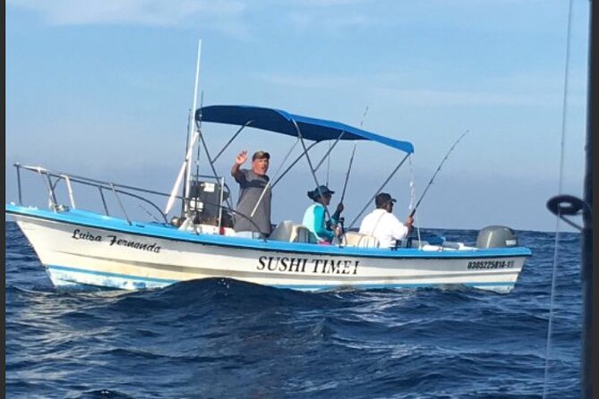 Private Half-Day Sport Fishing in Los Cabos - Small panga fishing is the whole point in Cabo