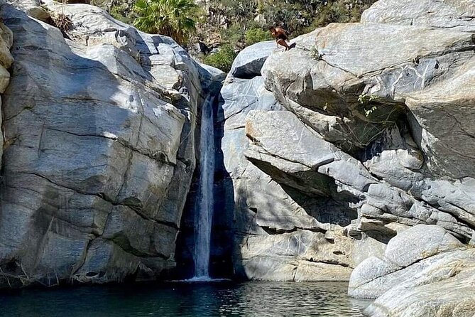 Private Hiking at the Fox Canyon from Cabo San Lucas - Lunch in Miraflores: tacos, guacamole, and vegan options included